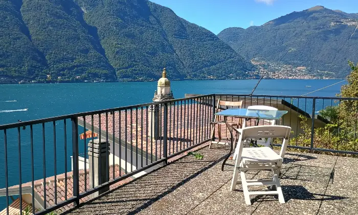 Rexer-Nesso-Casa-indipendente-costituita-da-appartamenti-oltre-terrazze-e-giardino-Altro