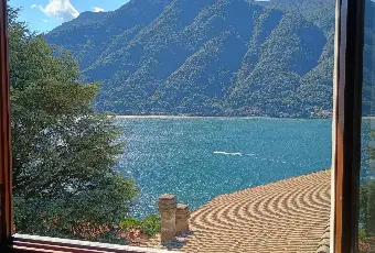Rexer-Nesso-Casa-indipendente-costituita-da-appartamenti-oltre-terrazze-e-giardino-Altro