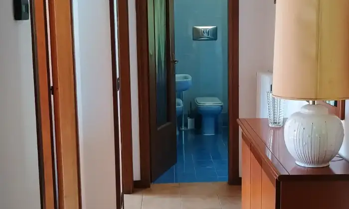 Rexer-Nesso-Casa-indipendente-costituita-da-appartamenti-oltre-terrazze-e-giardino-Altro