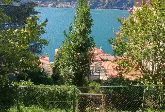 Rexer-Nesso-Casa-indipendente-costituita-da-appartamenti-oltre-terrazze-e-giardino-Altro