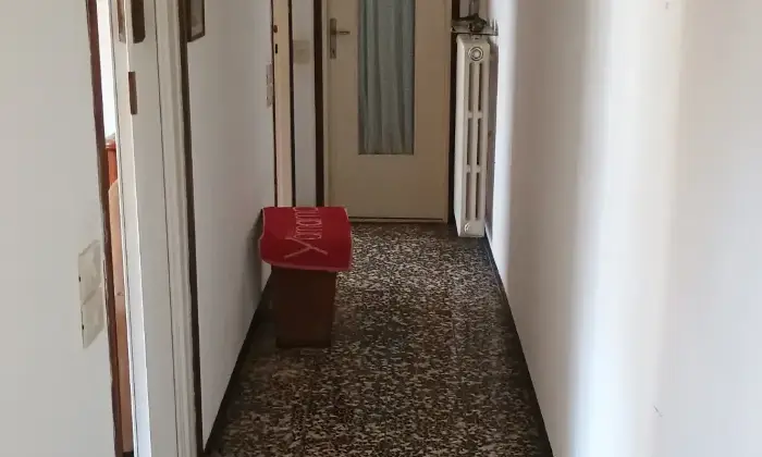 Rexer-Nesso-Casa-indipendente-costituita-da-appartamenti-oltre-terrazze-e-giardino-Altro