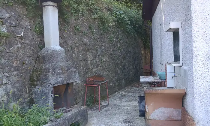 Rexer-Nesso-Casa-indipendente-costituita-da-appartamenti-oltre-terrazze-e-giardino-Altro