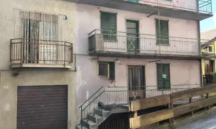 Rexer-Cimbergo-Vendesi-casa-in-centro-paese-ideale-per-amanti-della-montagna-e-vacanze-Altro