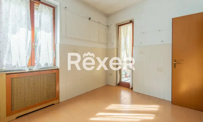 Rexer-Cernusco-sul-Naviglio-Villetta-a-schiera-su-livelli-con-giardino-e-box-triplo-Altro