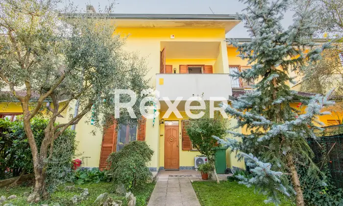 Rexer-Cernusco-sul-Naviglio-Villetta-a-schiera-su-livelli-con-giardino-e-box-triplo-Altro