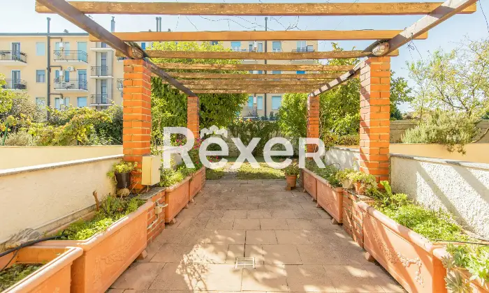 Rexer-Cernusco-sul-Naviglio-Villetta-a-schiera-su-livelli-con-giardino-e-box-triplo-Altro