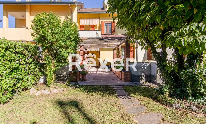 Rexer-Cernusco-sul-Naviglio-Villetta-a-schiera-su-livelli-con-giardino-e-box-triplo-Altro