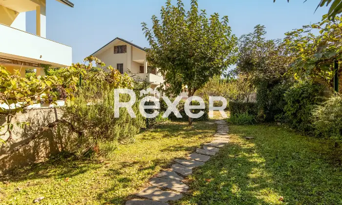 Rexer-Cernusco-sul-Naviglio-Villetta-a-schiera-su-livelli-con-giardino-e-box-triplo-Altro