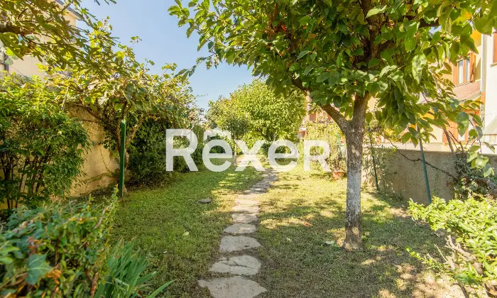 Rexer-Cernusco-sul-Naviglio-Villetta-a-schiera-su-livelli-con-giardino-e-box-triplo-Altro