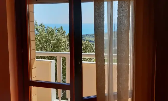 Rexer-Capodarco-Appartamento-in-posizione-collinare-a-km-dalla-spiaggia-di-Porto-San-Giorgio-Libero-su-tre-lati-Altro