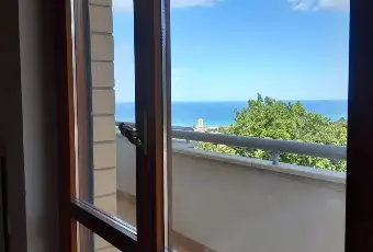 Rexer-Capodarco-Appartamento-in-posizione-collinare-a-km-dalla-spiaggia-di-Porto-San-Giorgio-Libero-su-tre-lati-Altro