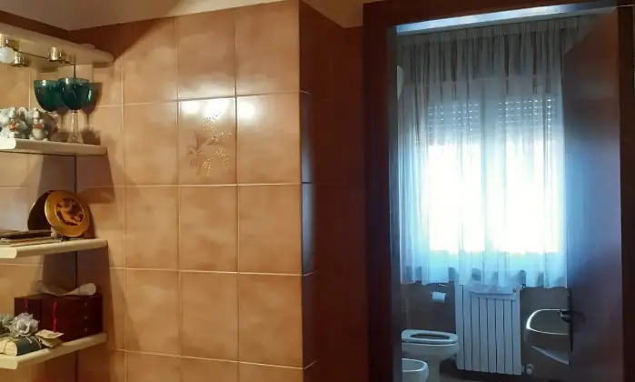 Rexer-Fermo-Appartamento-in-posizione-collinare-a-km-dalla-spiaggia-di-Porto-San-Giorgio-Libero-su-tre-lati-Altro