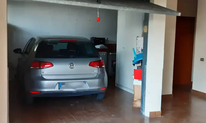 Rexer-Fermo-Appartamento-in-posizione-collinare-a-km-dalla-spiaggia-di-Porto-San-Giorgio-Libero-su-tre-lati-Altro