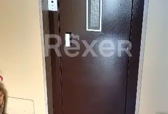 Rexer-Busto-Arsizio-Quadrilocale-con-box-auto-doppio-e-posto-auto-condominiale-Altro