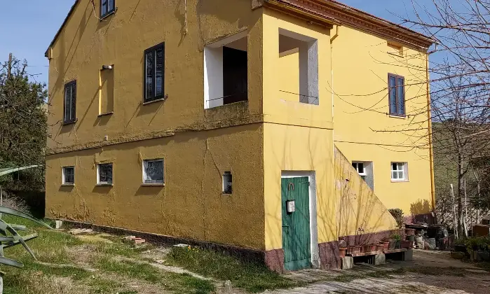 Rexer-Macerata-Casa-indipendente-con-terreno-agricolo-di-ettari-nelle-colline-maceratesi-Altro