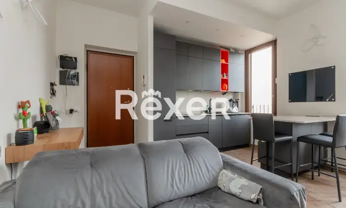 Rexer-Villasanta-Bilocale-arredato-con-posto-auto-Altro