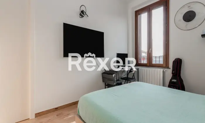 Rexer-Villasanta-Bilocale-arredato-con-posto-auto-Altro