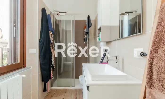 Rexer-Villasanta-Bilocale-arredato-con-posto-auto-Altro