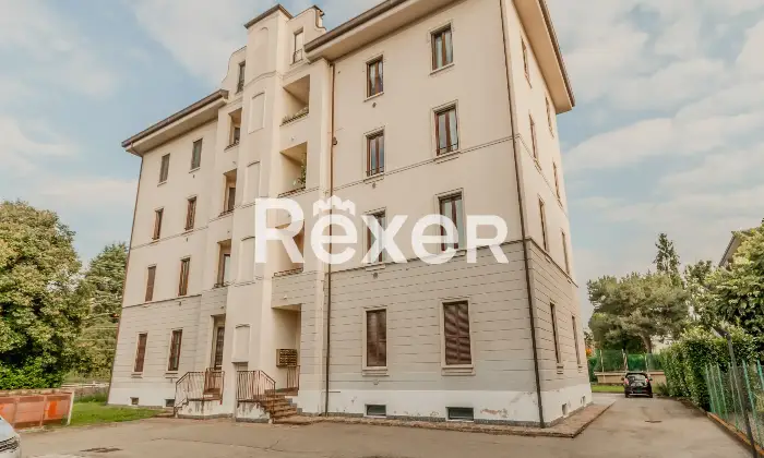 Rexer-Villasanta-Bilocale-arredato-con-posto-auto-Altro