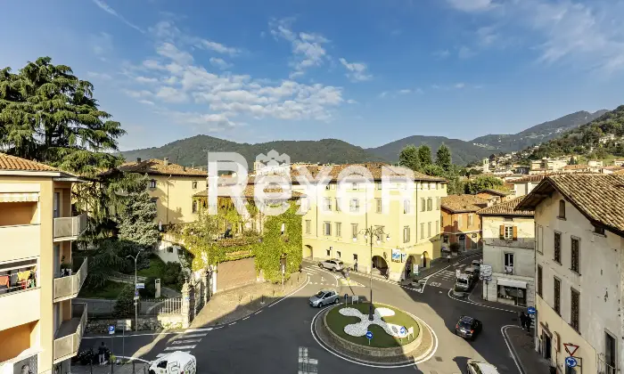 Rexer-Alzano-Lombardo-TRILOCALE-ULTIMO-PIANO-CON-BOX-E-CANTINA-Altro