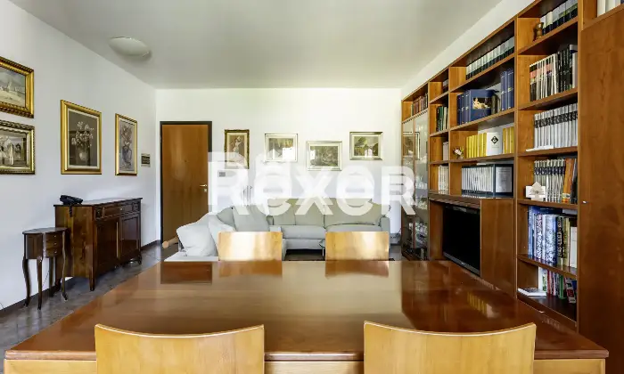Rexer-Alzano-Lombardo-TRILOCALE-ULTIMO-PIANO-CON-BOX-E-CANTINA-Altro