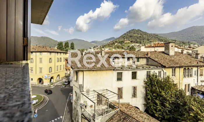 Rexer-Alzano-Lombardo-TRILOCALE-ULTIMO-PIANO-CON-BOX-E-CANTINA-Altro