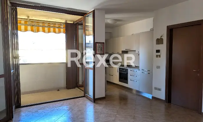 Rexer-Alzano-Lombardo-TRILOCALE-ULTIMO-PIANO-CON-BOX-E-CANTINA-Altro