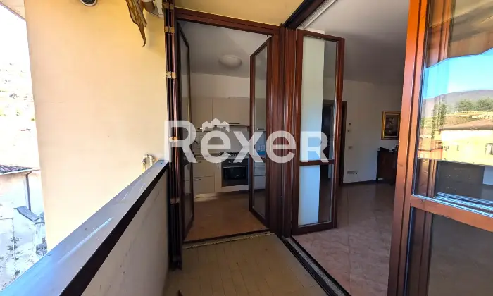 Rexer-Alzano-Lombardo-TRILOCALE-ULTIMO-PIANO-CON-BOX-E-CANTINA-Altro