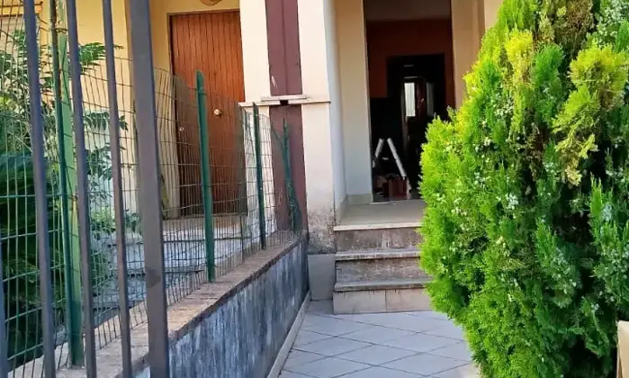 Rexer-Aquino-IN-VENDITA-ad-Aquino-Fr-villetta-a-schiera-Giardino