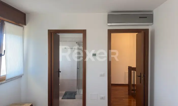 Rexer-Tavagnacco-Duplex-con-terrazze-e-box-doppio-in-residence-nel-verde-Altro