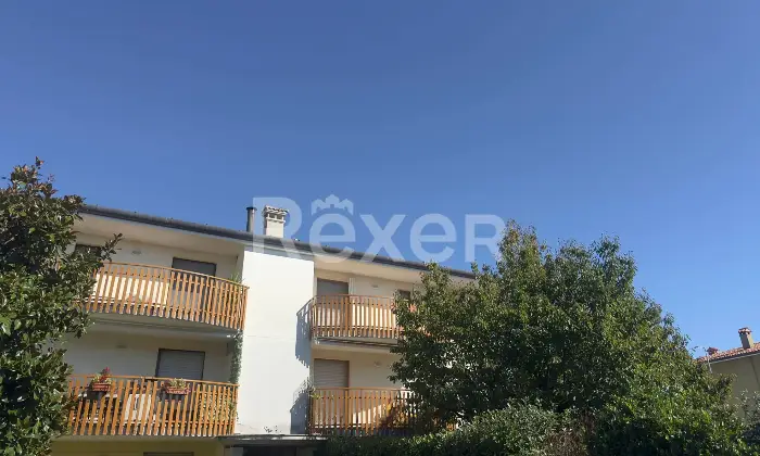 Rexer-Tavagnacco-Duplex-con-terrazze-e-box-doppio-in-residence-nel-verde-Altro