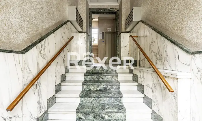 Rexer-Torino-LUCENTO-LUMINOSO-E-PANORAMICO-TRILOCALE-ULTIMO-PIANO-Altro