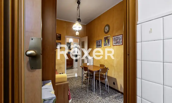 Rexer-Torino-LUCENTO-LUMINOSO-E-PANORAMICO-TRILOCALE-ULTIMO-PIANO-Altro