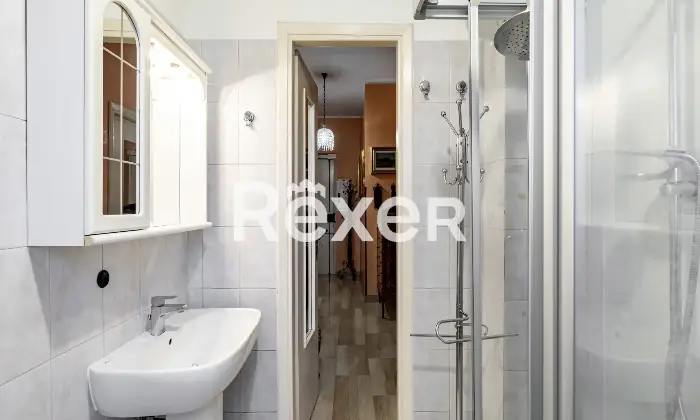 Rexer-Torino-LUCENTO-LUMINOSO-E-PANORAMICO-TRILOCALE-ULTIMO-PIANO-Altro