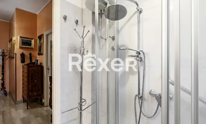 Rexer-Torino-LUCENTO-LUMINOSO-E-PANORAMICO-TRILOCALE-ULTIMO-PIANO-Altro