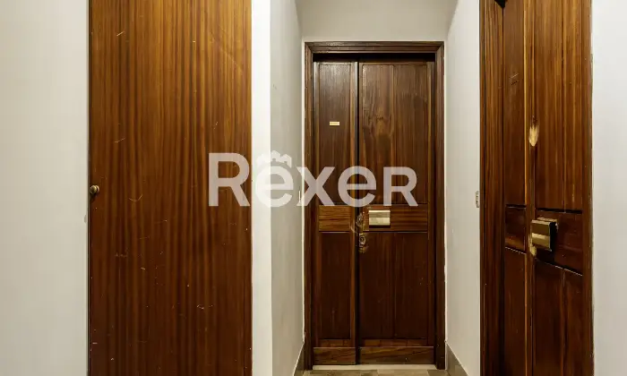 Rexer-Scandicci-Le-Bagnese-ampio-appartamento-con-tre-balconi-Altro