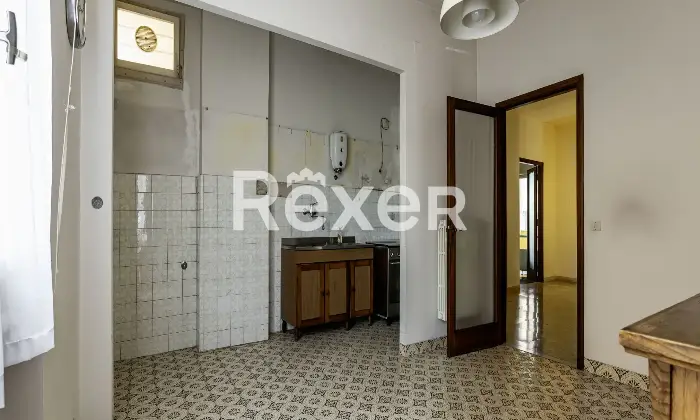 Rexer-Scandicci-Le-Bagnese-ampio-appartamento-con-tre-balconi-Altro