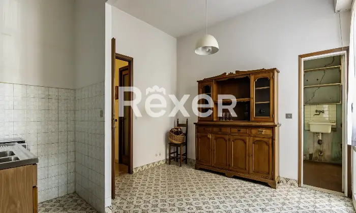 Rexer-Scandicci-Le-Bagnese-ampio-appartamento-con-tre-balconi-Altro