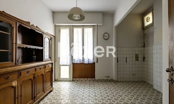 Rexer-Scandicci-Le-Bagnese-ampio-appartamento-con-tre-balconi-Altro