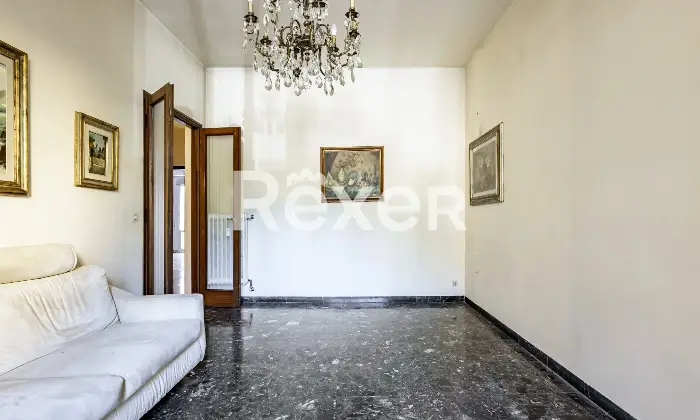 Rexer-Scandicci-Le-Bagnese-ampio-appartamento-con-tre-balconi-Altro