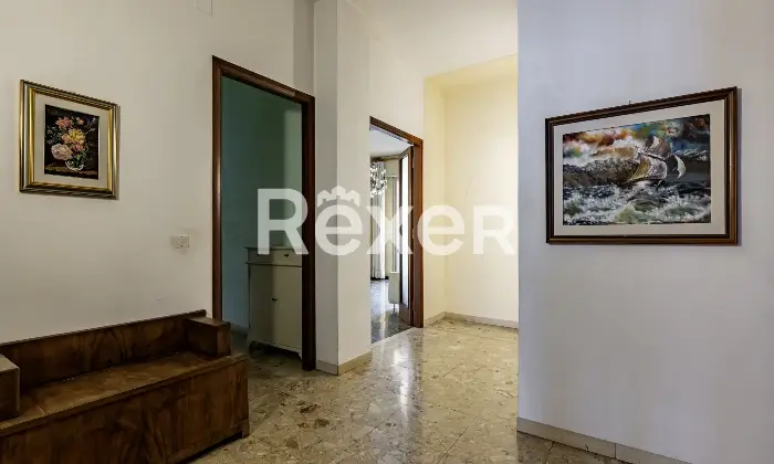 Rexer-Scandicci-Le-Bagnese-ampio-appartamento-con-tre-balconi-Altro