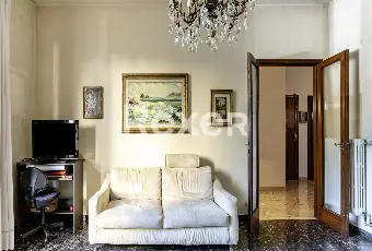 Rexer-Scandicci-Le-Bagnese-ampio-appartamento-con-tre-balconi-Altro