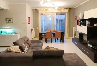 Rexer-Urbino-Ampia-casa-su-pi-livelli-in-zona-residenziale-a-Urbino-Ideale-per-famiglie-o-investimento-studenti-Altro