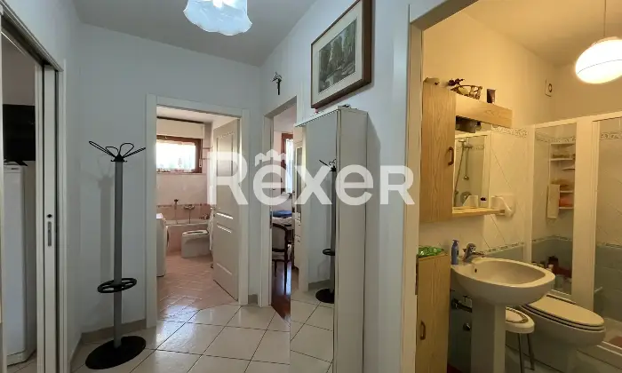 Rexer-Calenzano-Arioso-trilocale-con-doppi-servizi-Altro