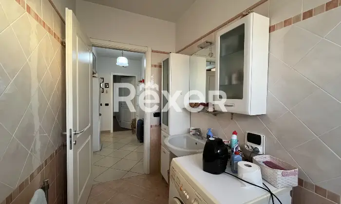 Rexer-Calenzano-Arioso-trilocale-con-doppi-servizi-Altro