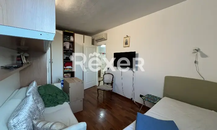 Rexer-Calenzano-Arioso-trilocale-con-doppi-servizi-Altro