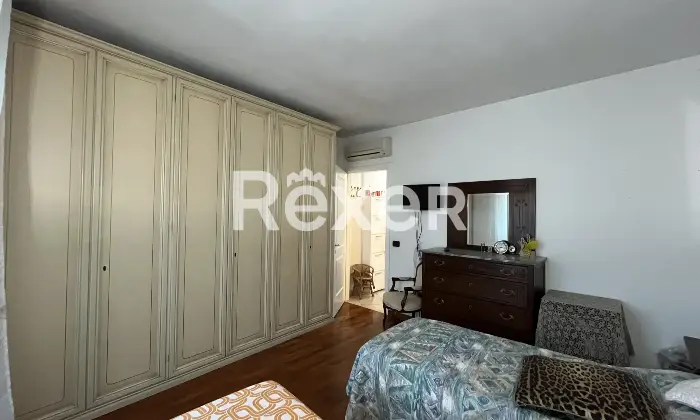 Rexer-Calenzano-Arioso-trilocale-con-doppi-servizi-Altro