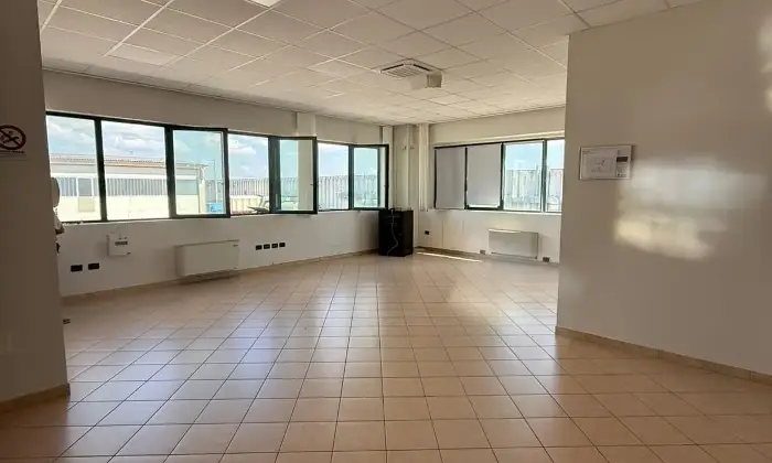 Rexer-Occhiobello-Uffici-in-vendita-a-Occhiobello-investimento-sicuro-e-posizione-strategica-Altro