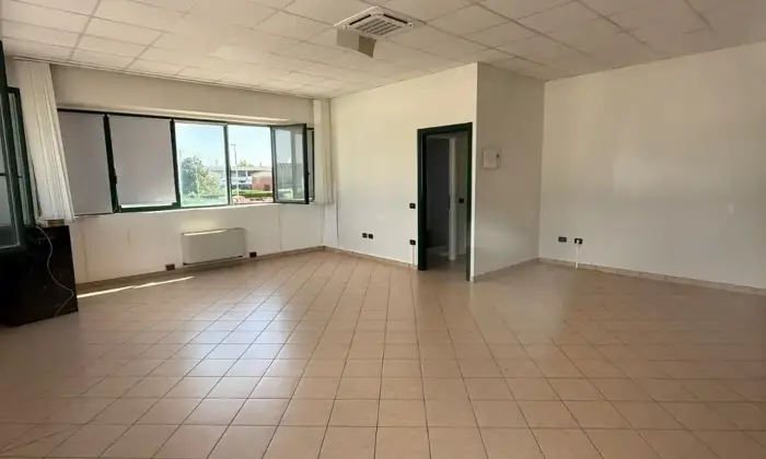 Rexer-Occhiobello-Uffici-in-vendita-a-Occhiobello-investimento-sicuro-e-posizione-strategica-Altro