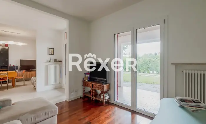 Rexer-Zero-Branco-Casa-singola-con-giardino-Altro